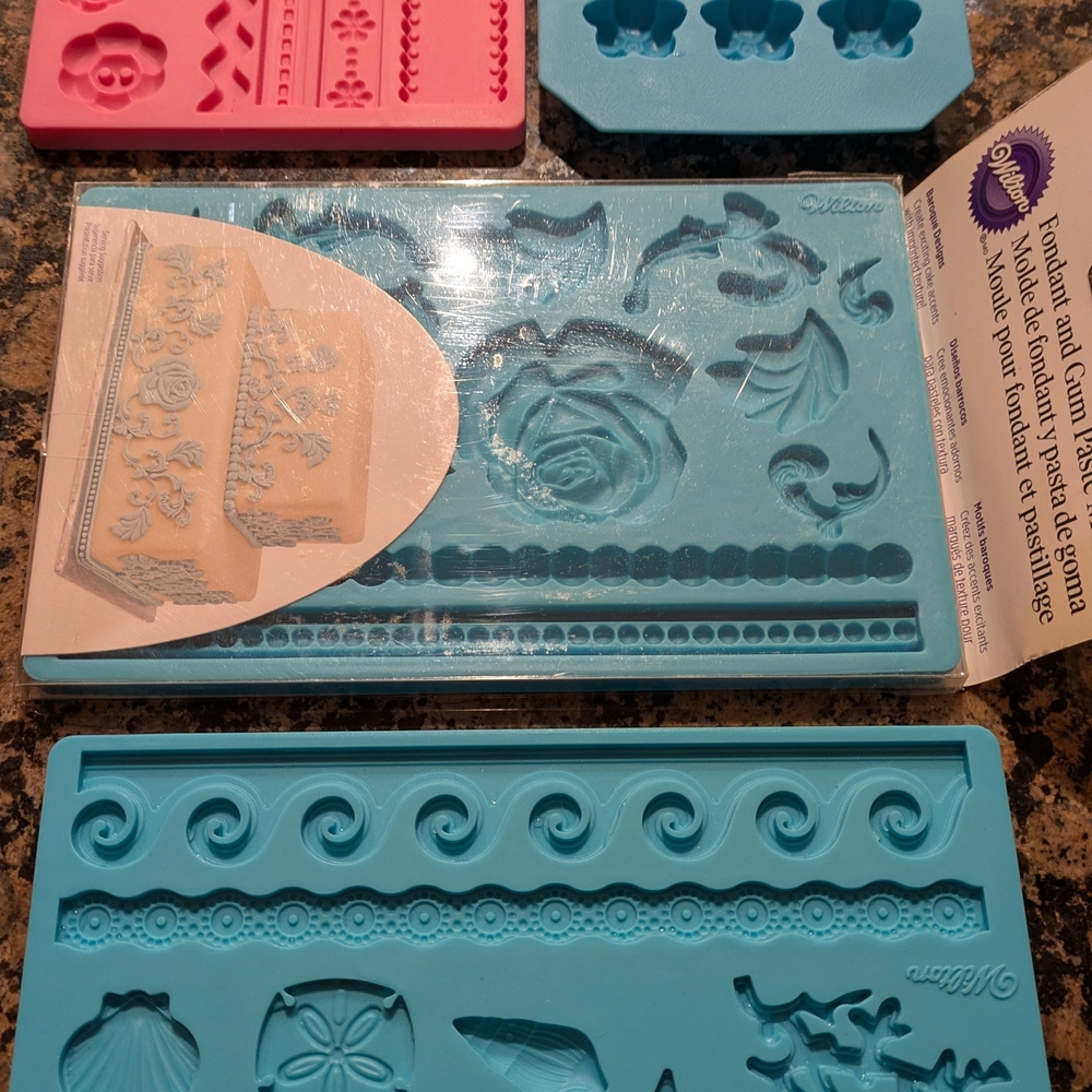 Wilton Silicone Fondant Mold Set